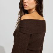 100092158_6XV_alt2_1920x2880-1