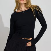 100092181_06V_alt2_1920x2880-1