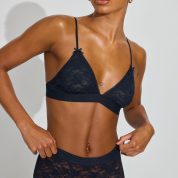 100092200_06G_alt1_1920x2880-1