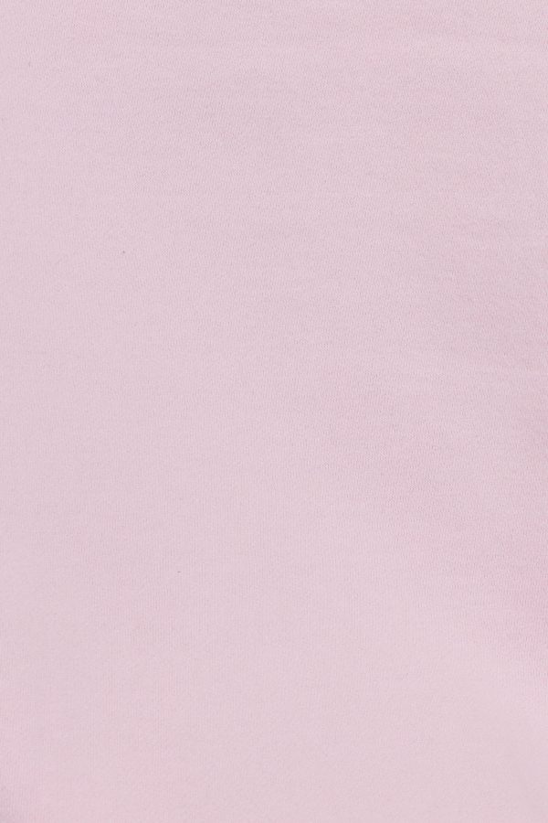 100092201_01K_alt6_1920x2880-1