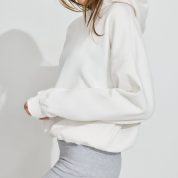 100092201_03G_alt1_1920x2880-1