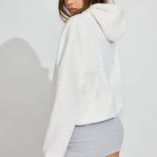 100092201_03G_alt3_1920x2880-1