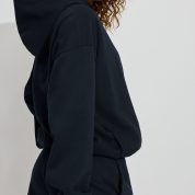 100092201_06G_alt4_1920x2880-2