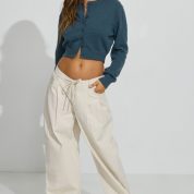 100092821_7L9_1920x2880-1