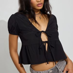 Tie Front Puff Sleeve Top