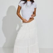 100093092_03G_alt1_1920x2880-1