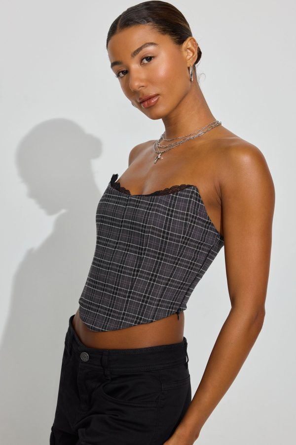 100093536_7OA_alt2_1920x2880-1