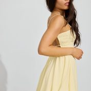 100093823_1MM_1920x2880-1