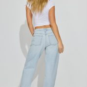 100094224_07I_alt2_1920x2880-1