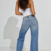 100094315_07J_alt2_1920x2880-2