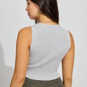 100094333_18X_alt4_1920x2880-1