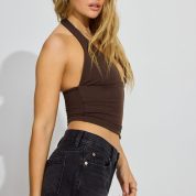 100094429_07Q_alt2_1920x2880-1