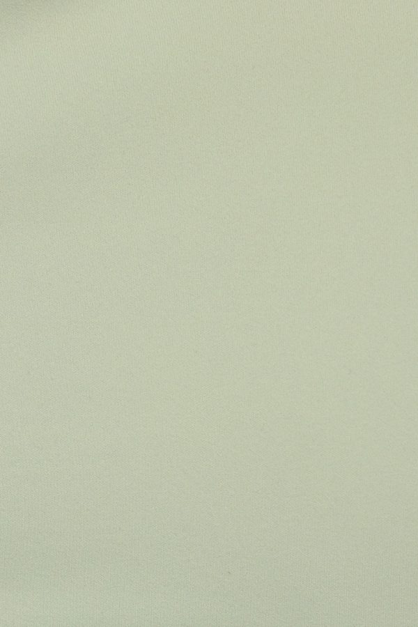 100094457_3V5_alt3_1920x2880-1