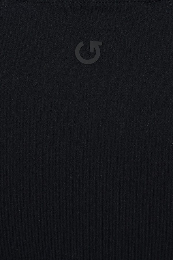 100094527_06V_alt5_1920x2880-1