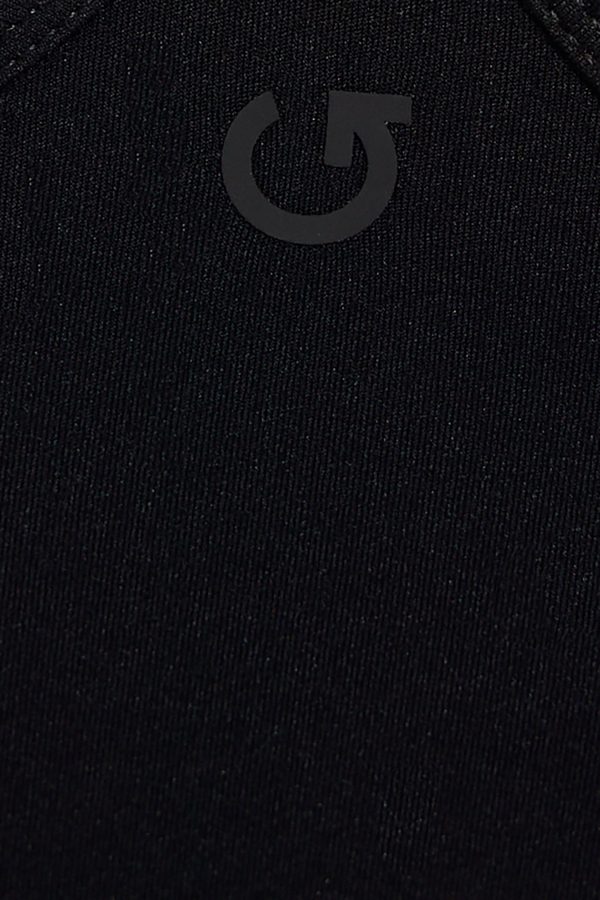 100094954_06V_alt3_1920x2880-2
