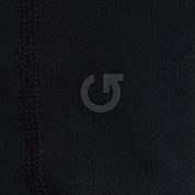 100095041_06V_alt4_1920x2880-1