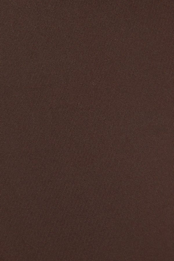 100095185_7MS_alt4_1920x2880-2