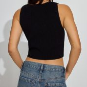 100095442_06V_alt3_1920x2880-1