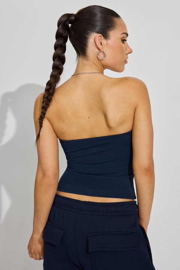 100095729_06G_alt2_1920x2880-1