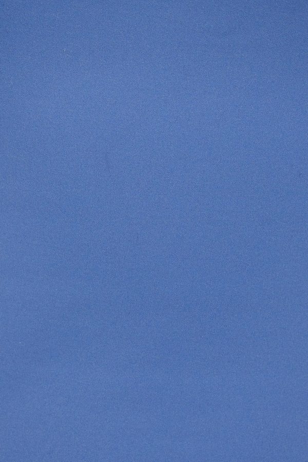 100095729_3GT_alt4_1920x2880-1