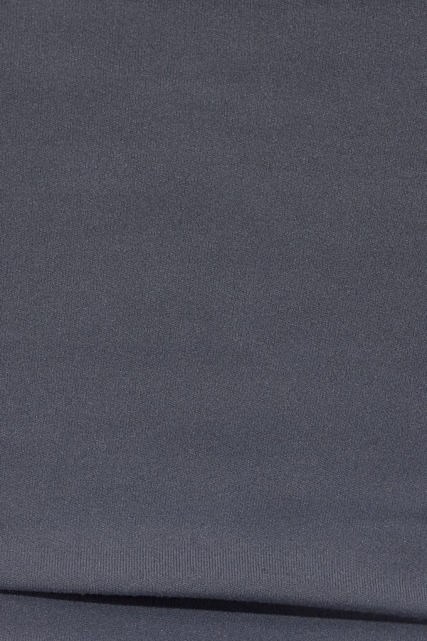 100095729_3V8_alt3_1920x2880-1