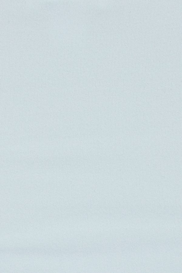 100095729_7VV_alt5_1920x2880-2