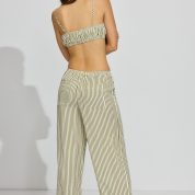 100096063_81T_alt2_1920x2880-1
