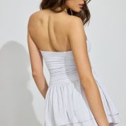 100096425_18X_alt4_1920x2880-1