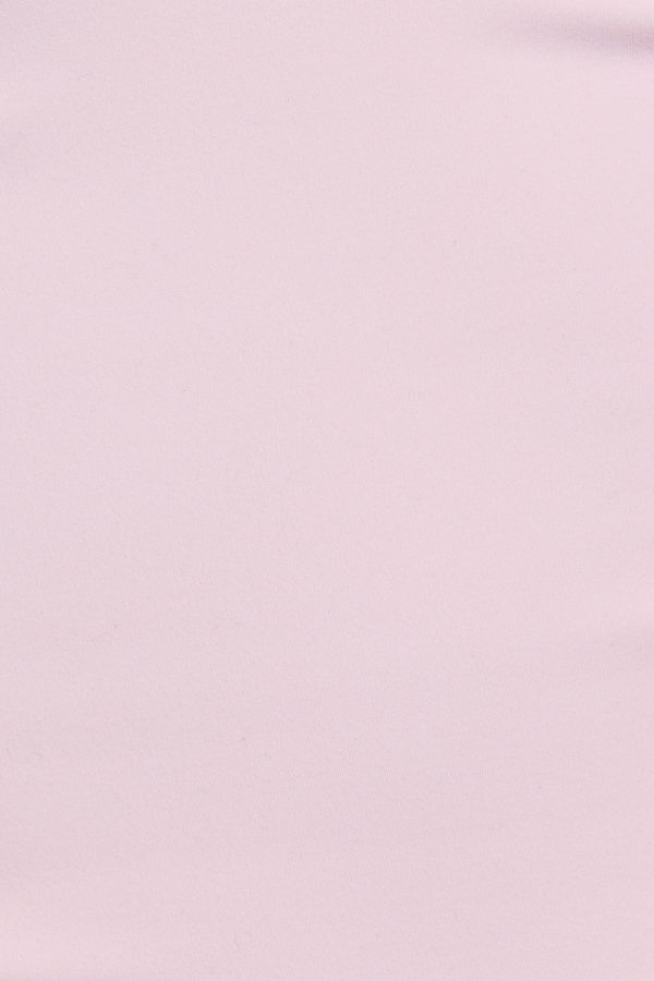 100096523_01K_alt4_1920x2880-1