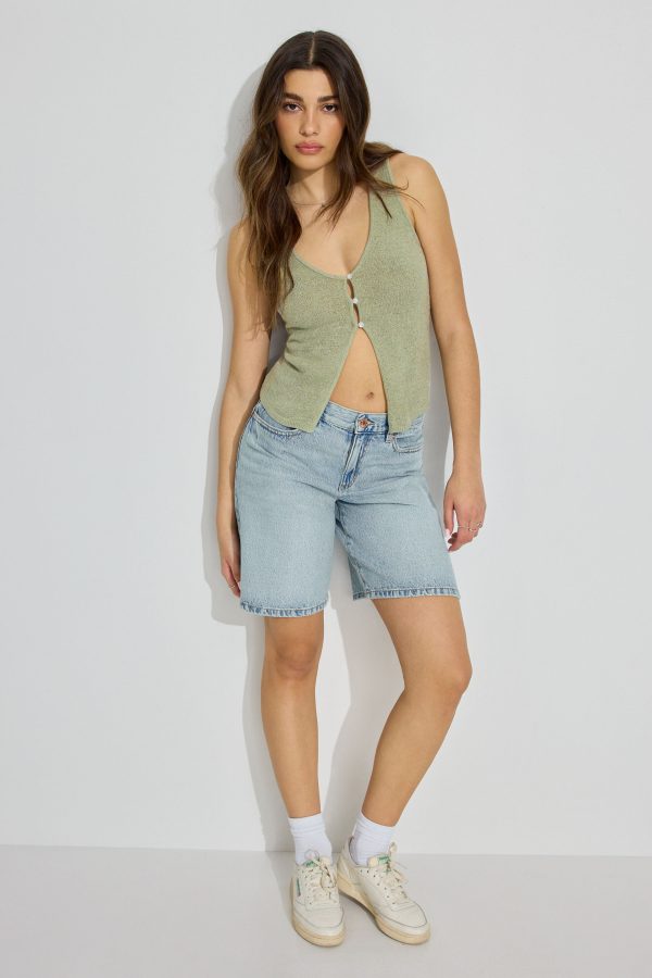 100096544_3V5_alt1_1920x2880-1