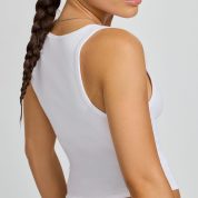 100096602_04N_alt3_1920x2880-1