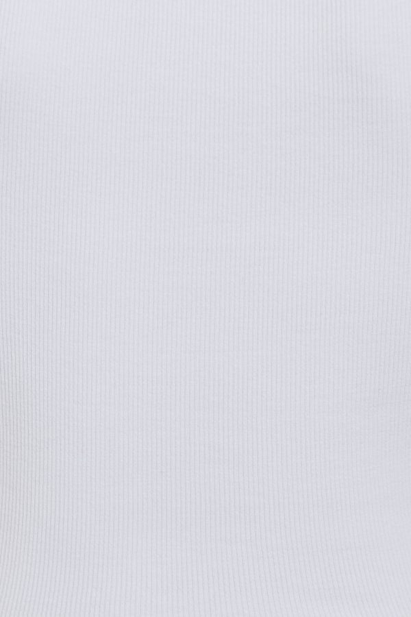 100096602_04N_alt4_1920x2880-1