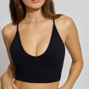 100096640_06V_1920x2880-1