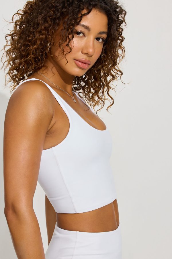 100096641_04N_alt2_1920x2880-1