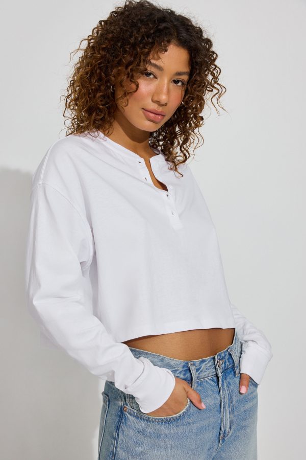 100096763_04N_1920x2880-1
