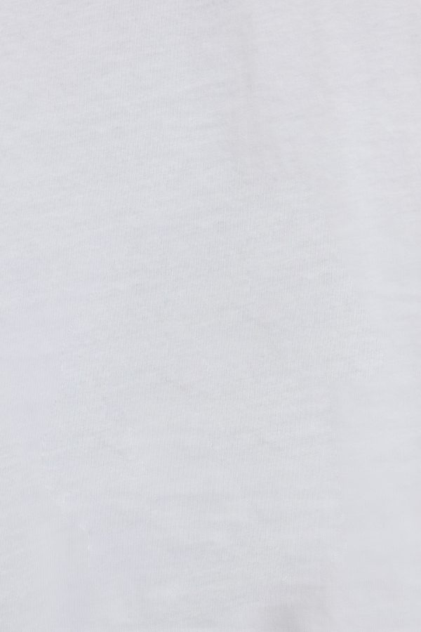 100096763_04N_alt4_1920x2880-1