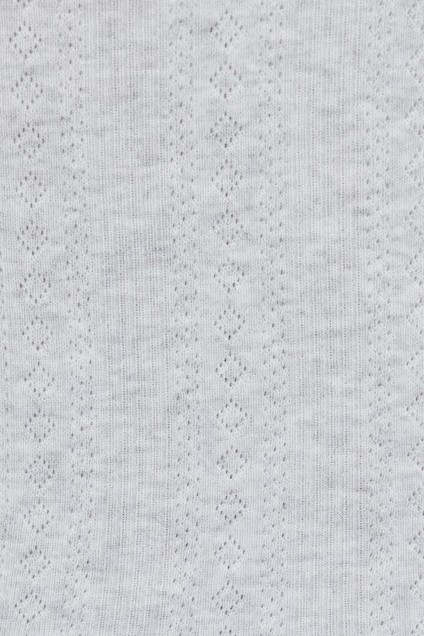100096789_18X_alt3_1920x2880-1