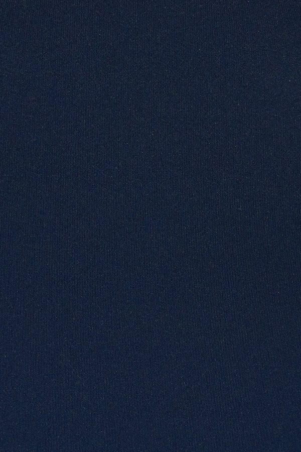 100096877_06G_alt4_1920x2880-1