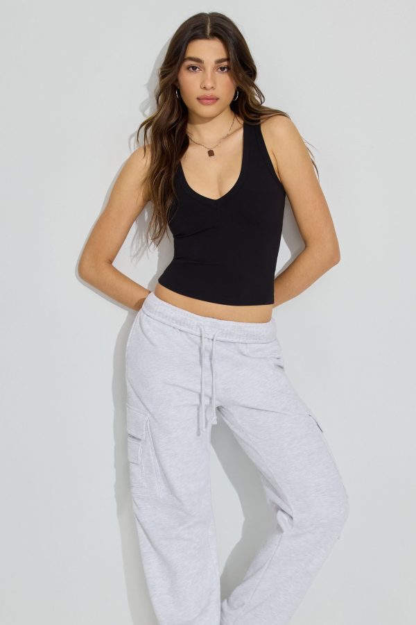 100096877_06V_1920x2880-1