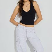 100096877_06V_1920x2880-1