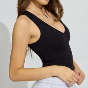100096877_06V_alt1_1920x2880-1
