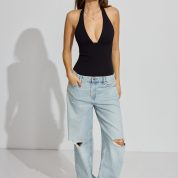 100097028_06V_alt3_1920x2880-1