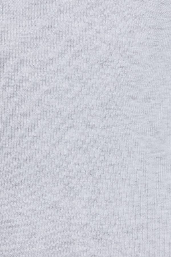 100097191_69I_alt4_1920x2880-1
