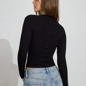 100097553_06V_alt2_1920x2880-1