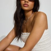 100097601_85E_1920x2880-1