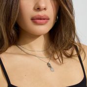 100097668_160_1920x2880-1