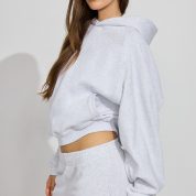 100097785_18X_alt1_1920x2880-1
