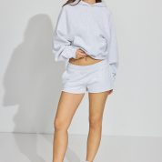 100097785_18X_alt2_1920x2880-1