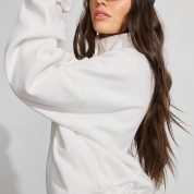 100097792_03G_alt1_1920x2880-1