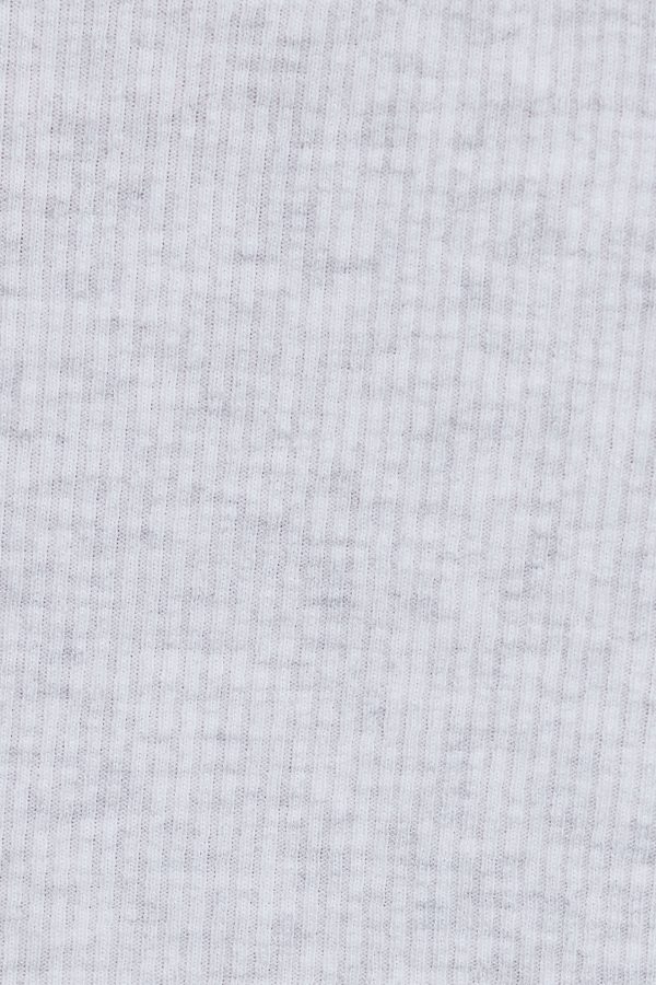 100097812_69I_alt3_1920x2880-1